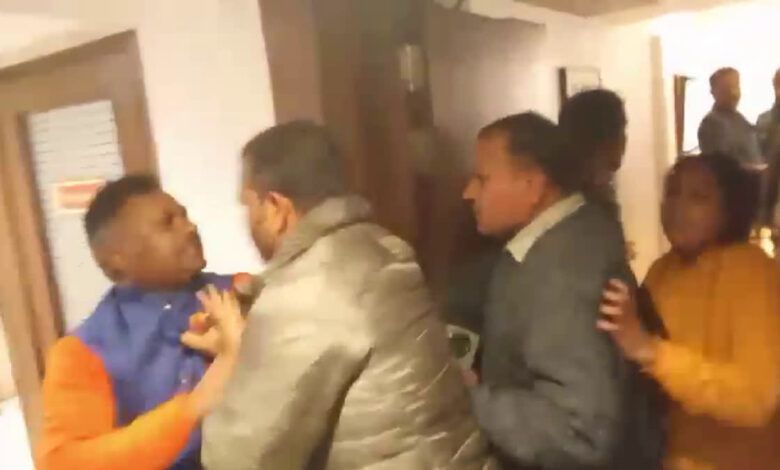 1200 675 23221345 thumbnail 16x9 jgdds टिकट बंटवारे पर हंगामा: महिला नेता ने कांग्रेस पर लगाए खरीद-फरोख्त के आरोप