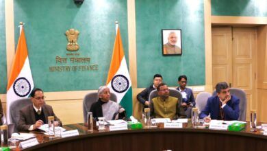 बजट पूर्व परामर्श: TUCC के राष्ट्रीय महासचिव एस.पी. तिवारी ने वित्त मंत्री निर्मला सीतारमण को सौंपे 16 अहम सुझाव