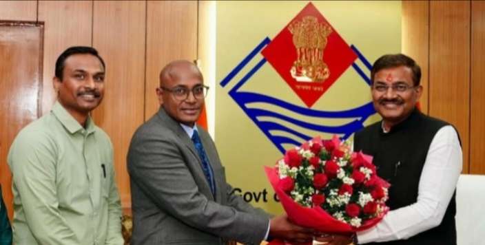 IMG 20250401 193542 मुख्य निर्वाचन अधिकारी ने नव नियुक्त मुख्य सचिव से की शिष्टाचार भेंट