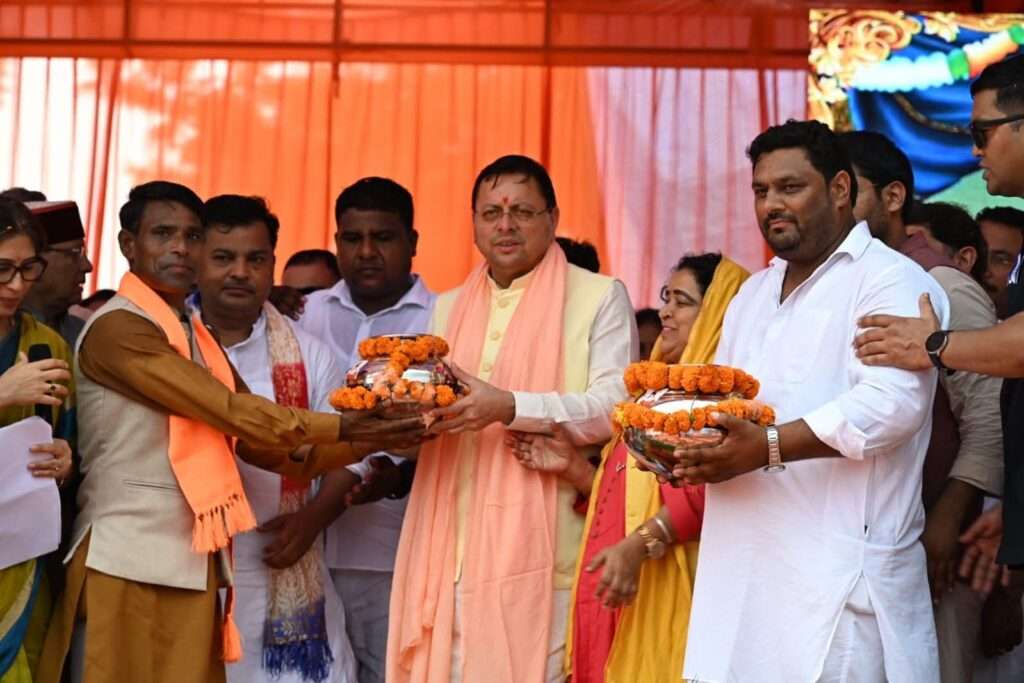 WhatsApp Image 2026 07 30 at 9.02.56 PM संत शिरोमणि गुरु रविदास जी की 650वीं जयंती पर भगवानपुर में निकली भव्य कलश बंधन महारैली